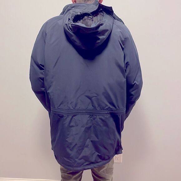 L.L. BEAN EXTREME WEATHER PARKA.  GORETEX.  ALMOST NEW - Picture 3 of 15